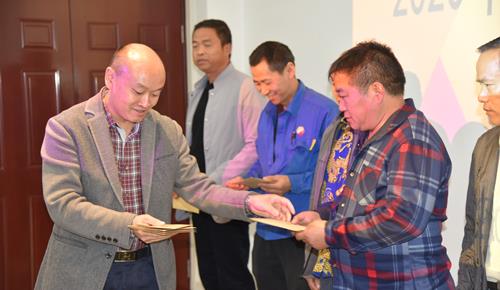 金秋助学金——滚球(中国)官方网站为员工子女发放助学金